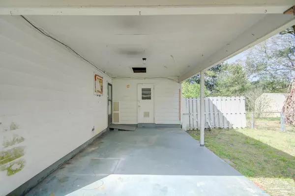 Pensacola, FL 32506,7204 Sachem Rd