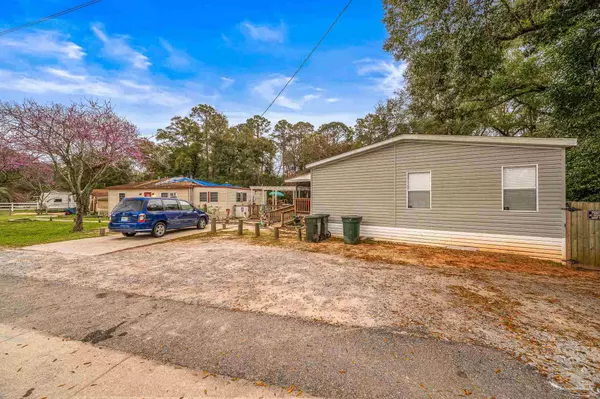 2611 Gulf Beach Hwy Pensacola, FL 32507