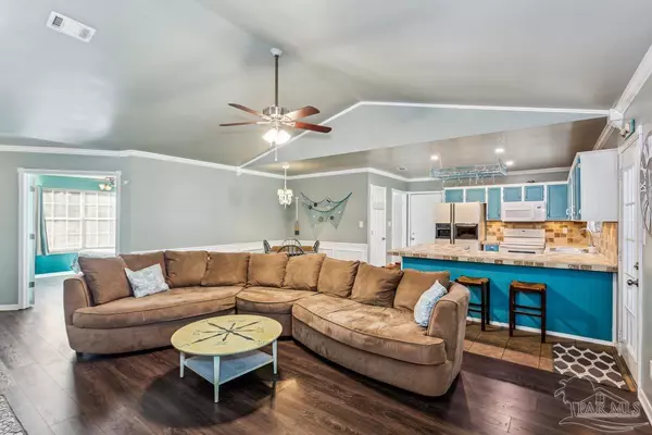 1514 Bay Woods Rd Gulf Breeze, FL 32563