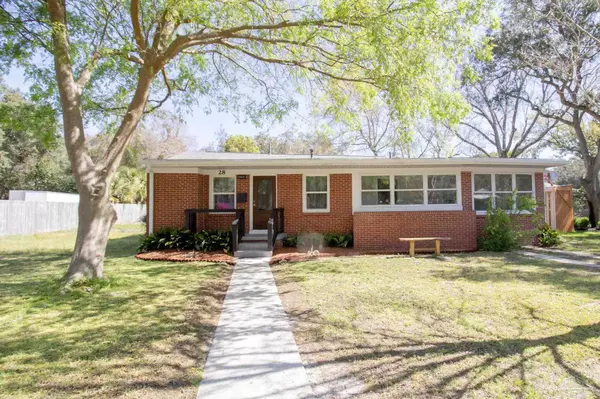 Gulf Breeze, FL 32561,28 Gilmore Dr
