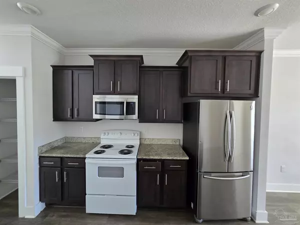 Pensacola, FL 32526,8486 Twenty One Oaks Ln
