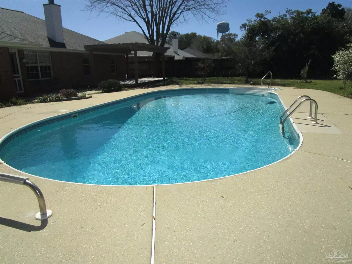 Milton, FL 32583,4267 Sassafras Ave