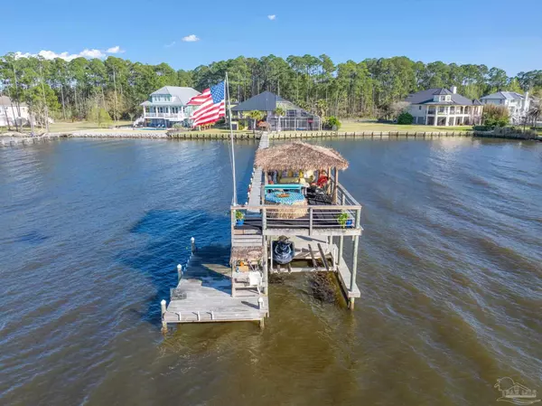 Milton, FL 32583,4552 Bayside Dr