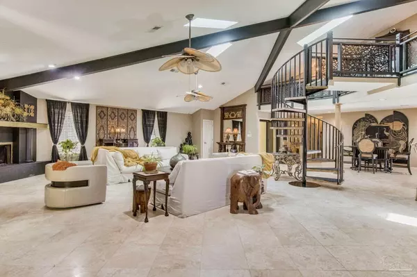 Milton, FL 32583,4552 Bayside Dr