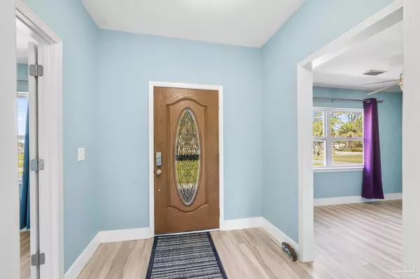 Milton, FL 32583,2716 Sea Lark Ln