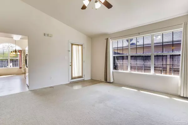 Pensacola, FL 32505,2294 Waltham St