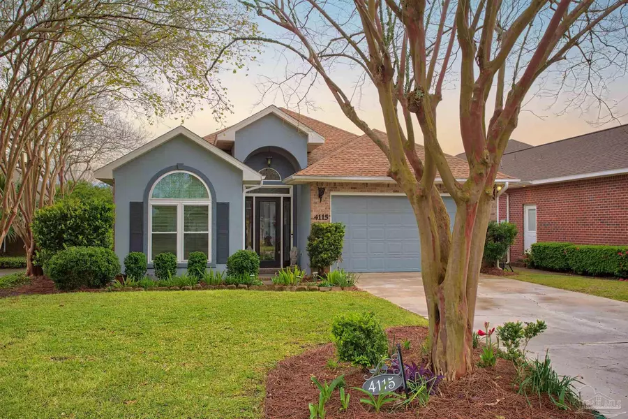 4115 Oak Pointe Dr, Gulf Breeze, FL 32563