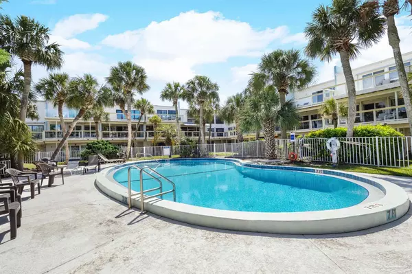 Pensacola Beach, FL 32561,1551 Via Deluna Dr