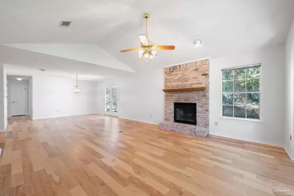 Pensacola, FL 32504,4204 Spanish Trail Pl
