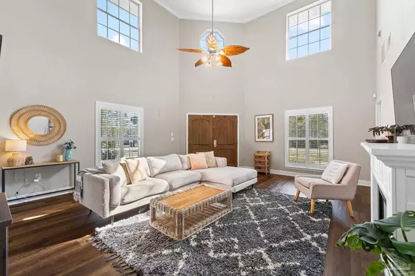 554 Downhaul Dr Pensacola, FL 32507