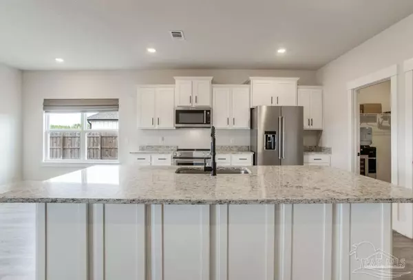 Pace, FL 32571,2687 Ten Mile Rd