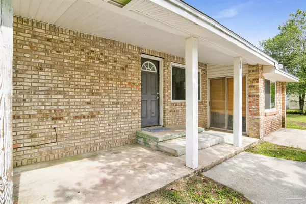 Molino, FL 32577,6842 Veazey Ln