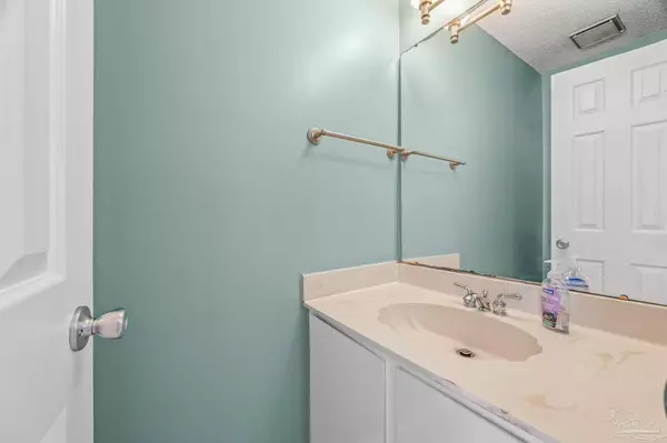 Pensacola, FL 32504,3400 Wimbledon Dr