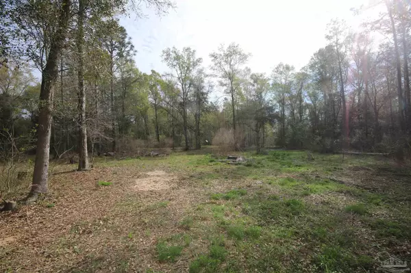 Milton, FL 32570,7486 Wild Horse Way