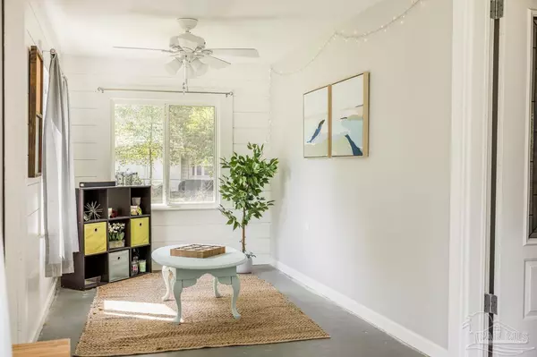 Pensacola, FL 32506,1001 N 60th Ave