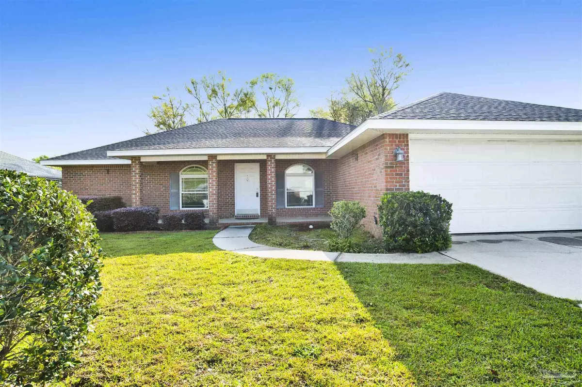 Milton, FL 32583,4262 Sassafras Ave