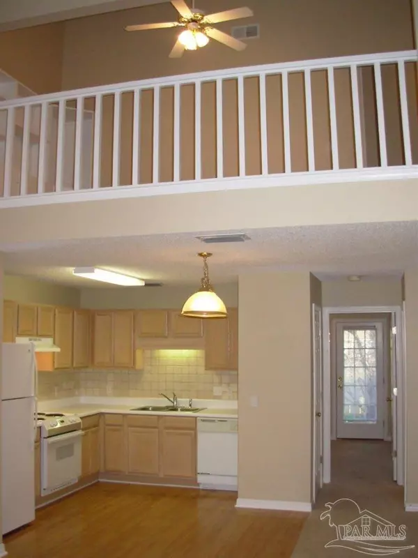 Gulf Breeze, FL 32563,3216 Fernwood Dr