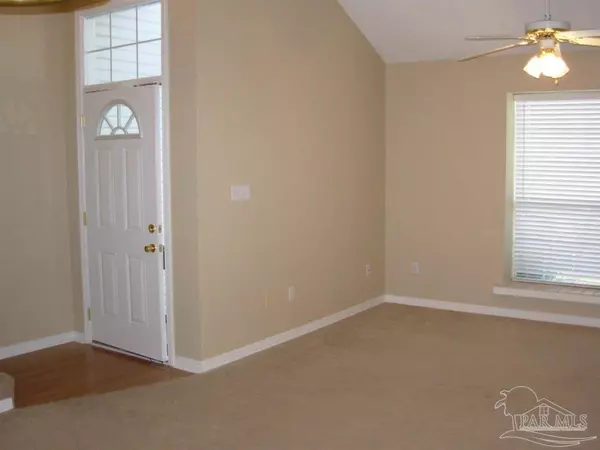 Gulf Breeze, FL 32563,3216 Fernwood Dr