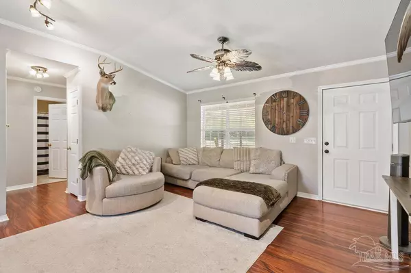 Mcdavid, FL 32568,6930 S Hwy 99