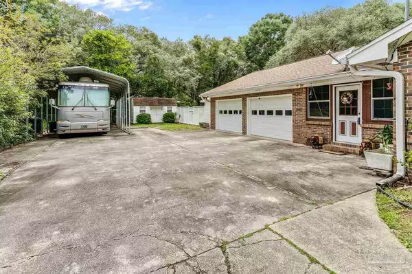 Gulf Breeze, FL 32561,7 Highpoint Dr