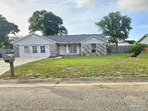 2308 Greenwell Ct, Pensacola, FL 32526
