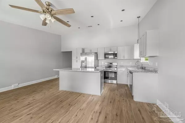 1910 N Tarragona St, Pensacola, FL 32503