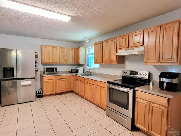 Pensacola, FL 32507,1322 Patton Dr