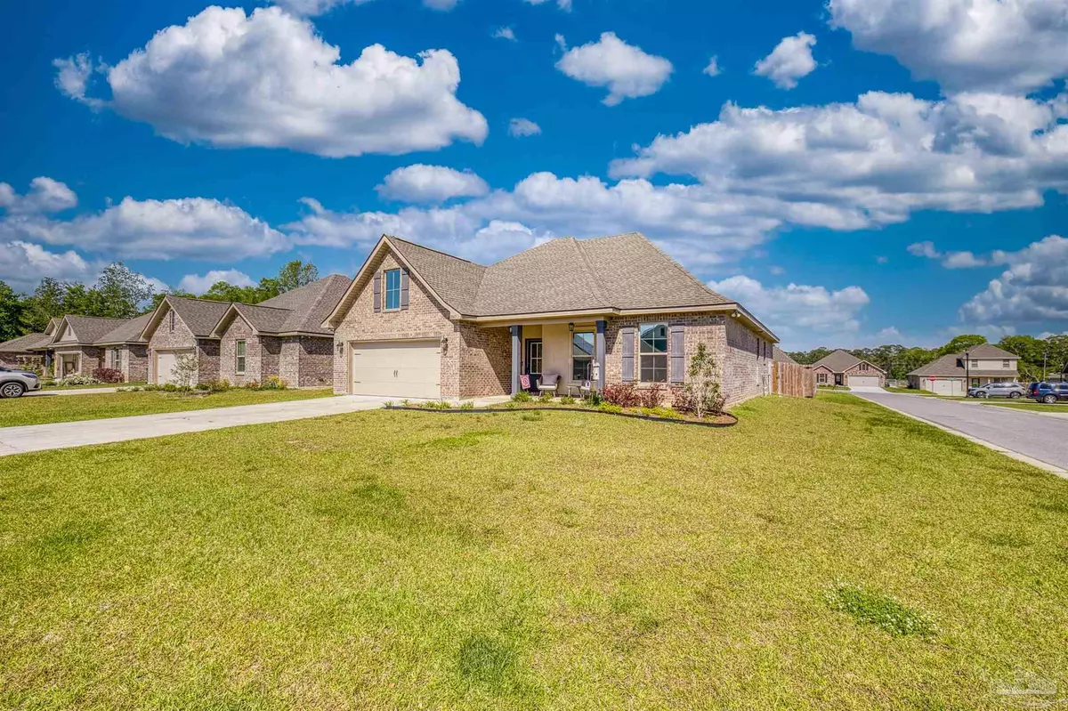 Pensacola, FL 32526,3347 Keegun Loop