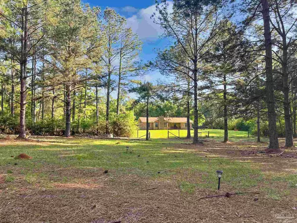 Jay, FL 32565,13505 N Hwy 87