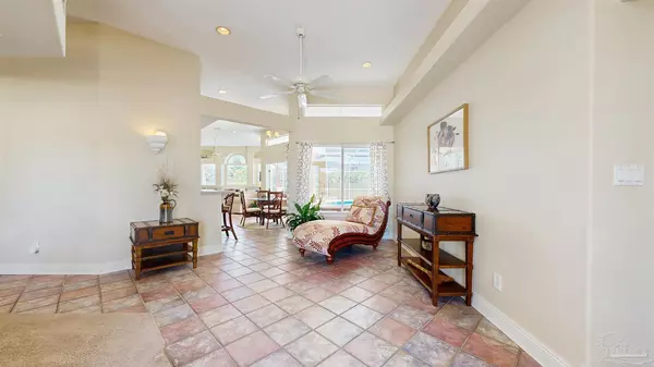 Pensacola, FL 32507,400 Palm Lake Dr