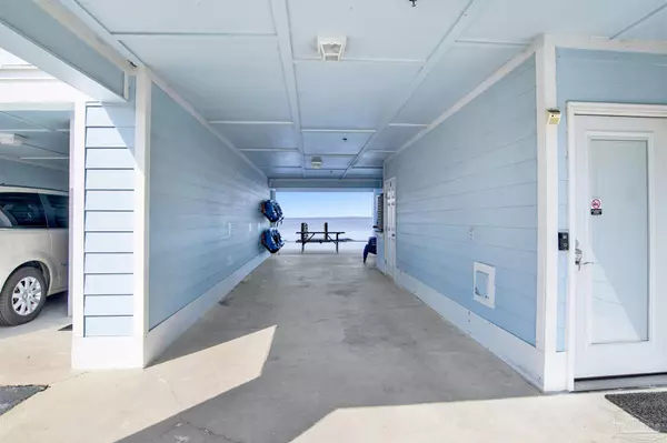 Pensacola, FL 32507,16080 Innerarity Pt Rd