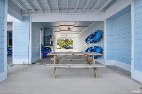 Pensacola, FL 32507,16080 Innerarity Pt Rd