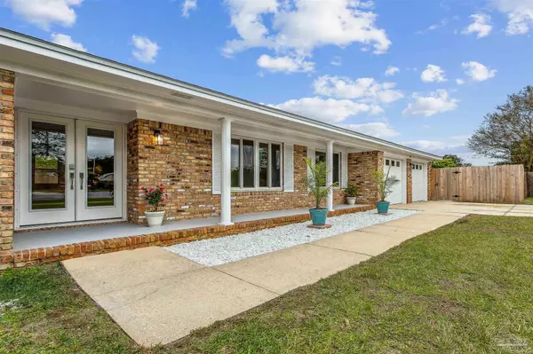 Pensacola, FL 32506,401 Chanterelle Dr