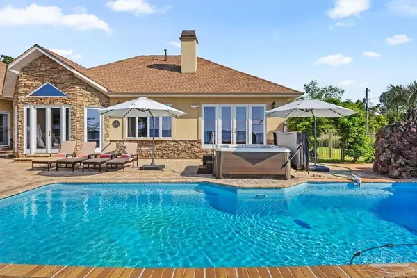 Pensacola, FL 32506,1047 San Sebastian Cir