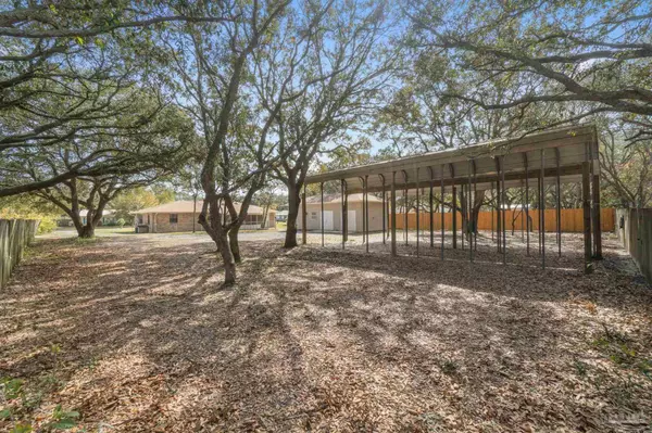 Navarre, FL 32566,8156 Carmona St