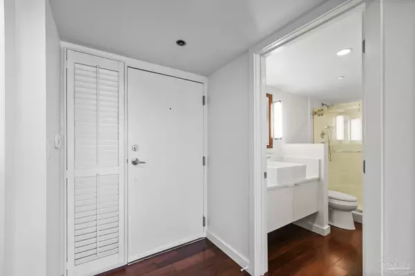 Pensacola, FL 32502,701 Port Royal Way