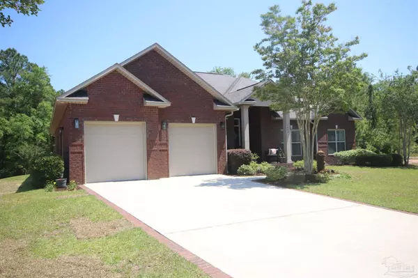 Milton, FL 32583,3068 Rannoch Moor Dr