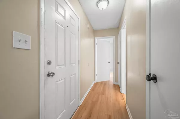 Pensacola, FL 32504,6308 Long St