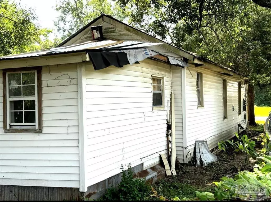 Pensacola, FL 32505,1920 N S St