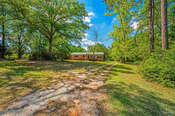 Molino, FL 32577,3015 Molino Rd