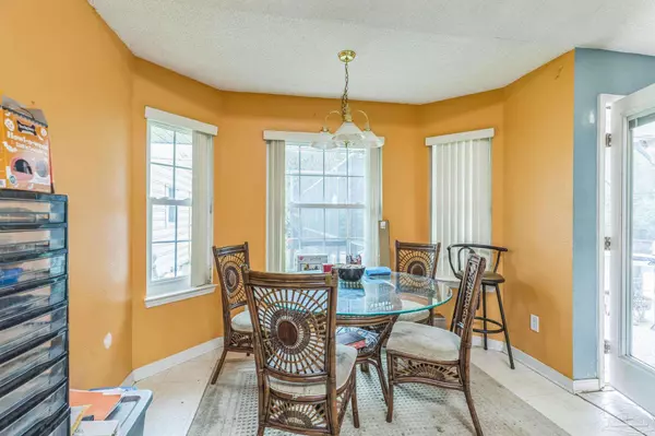 Gulf Breeze, FL 32563,1719 Village Pkwy