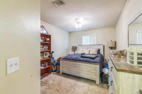 Gulf Breeze, FL 32563,1719 Village Pkwy