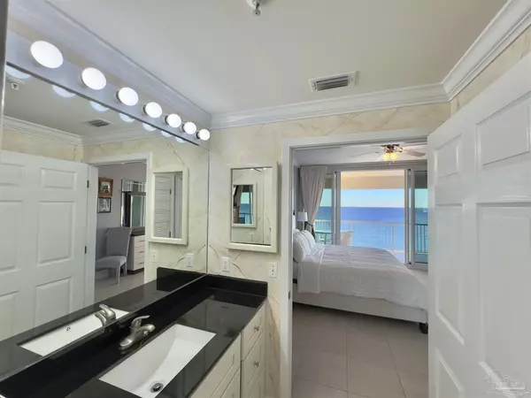 Navarre Beach, FL 32566,8525 Gulf Blvd