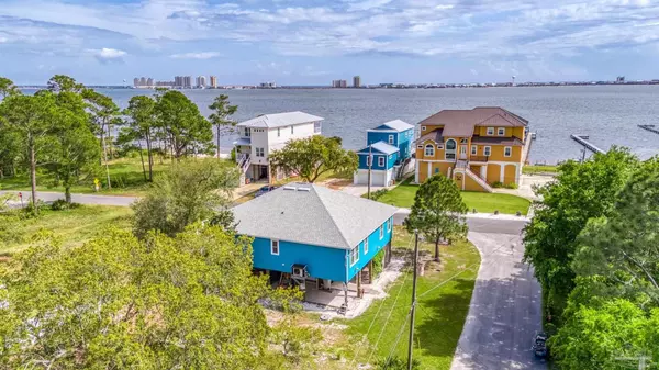 Navarre, FL 32566,8006 Newport St