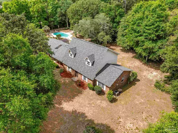 Milton, FL 32570,6205 Aster St