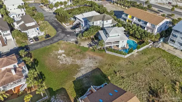 Navarre Beach, FL 32566,1460 Sonata Ct
