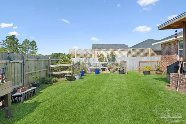 Milton, FL 32570,5653 Burr St