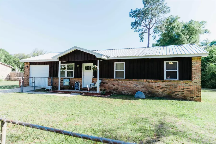6525 Da Lisa Rd, Milton, FL 32583