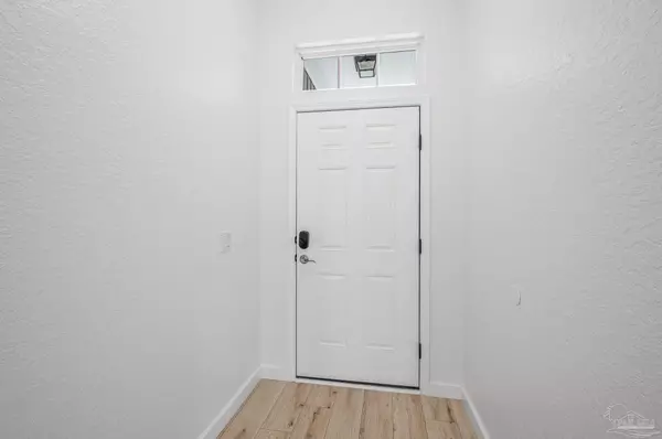 Pace, FL 32571,5711 Peach Dr