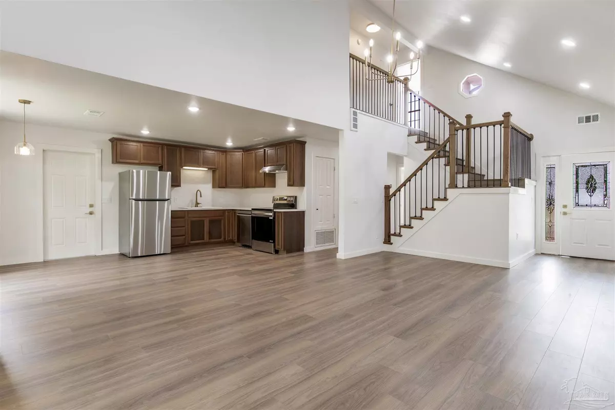 Gulf Breeze, FL 32563,3132 Birdseye Cir